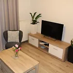 Lägenhet Przy Mocaku Ii *